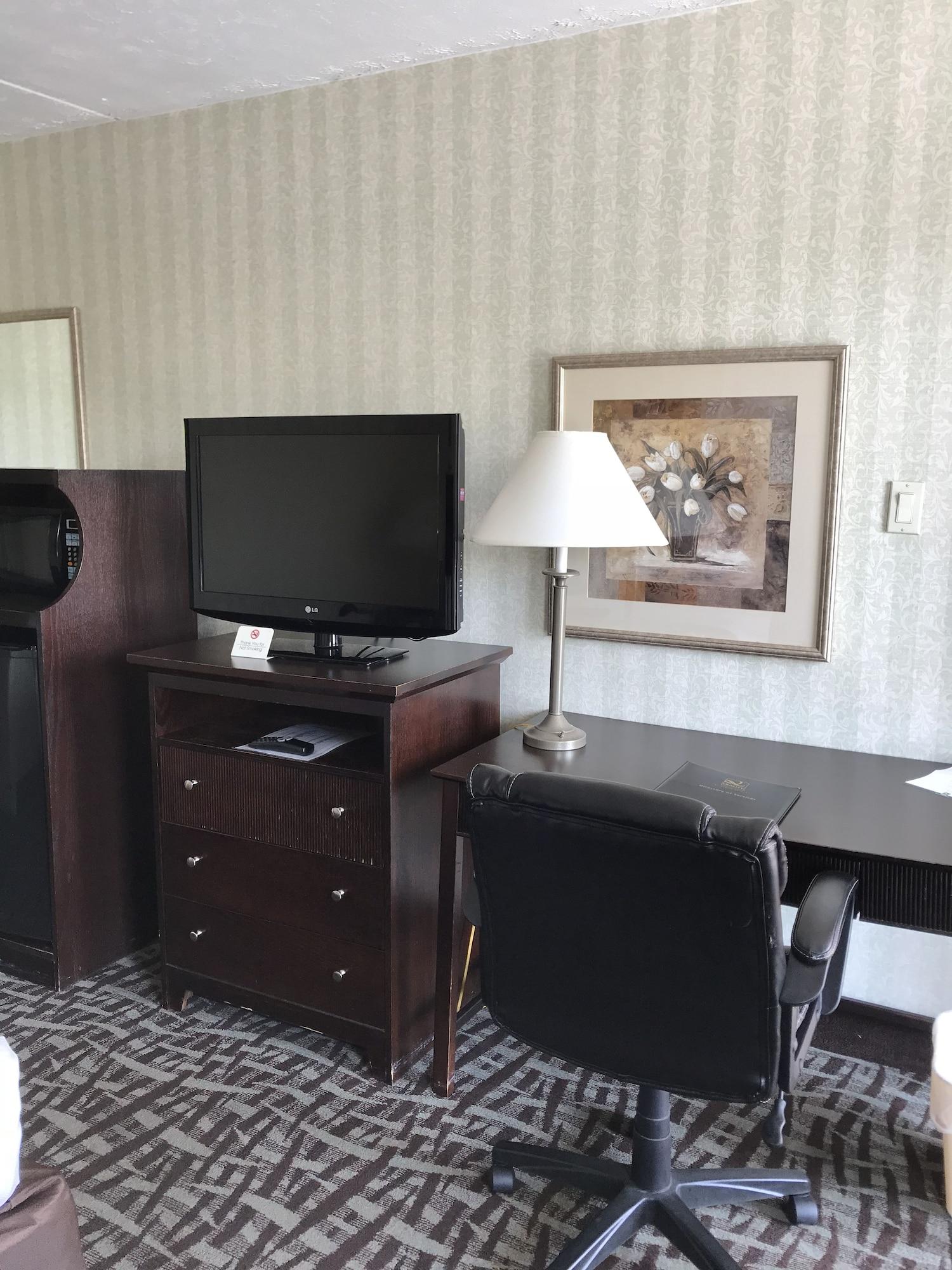 Quality Inn Fredericksburg Near Historic Downtown Buitenkant foto