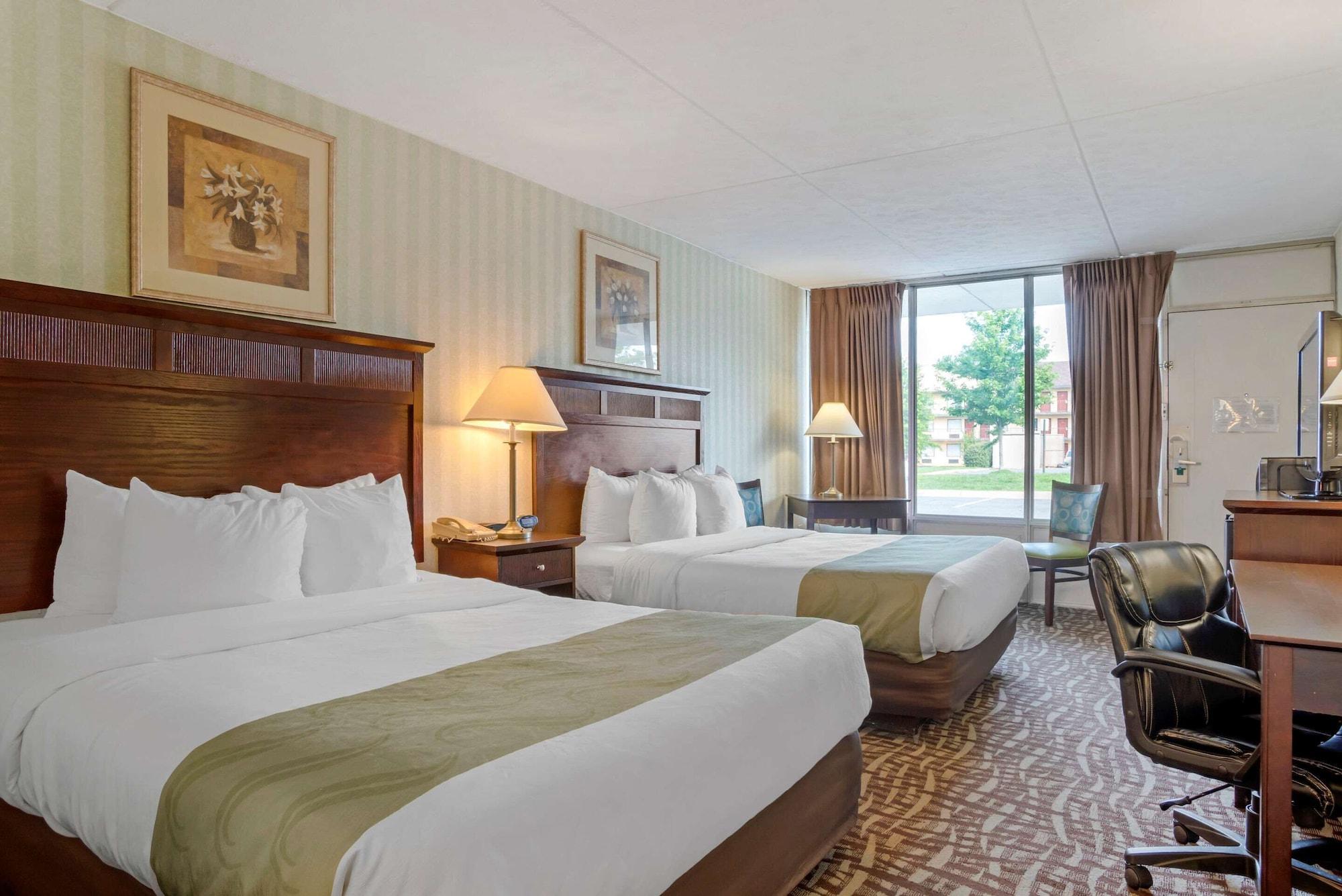 Quality Inn Fredericksburg Near Historic Downtown Buitenkant foto