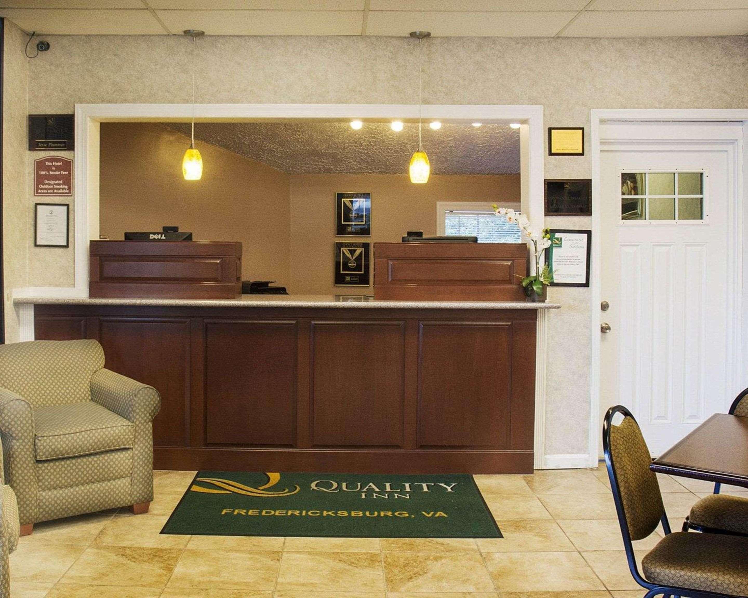 Quality Inn Fredericksburg Near Historic Downtown Buitenkant foto