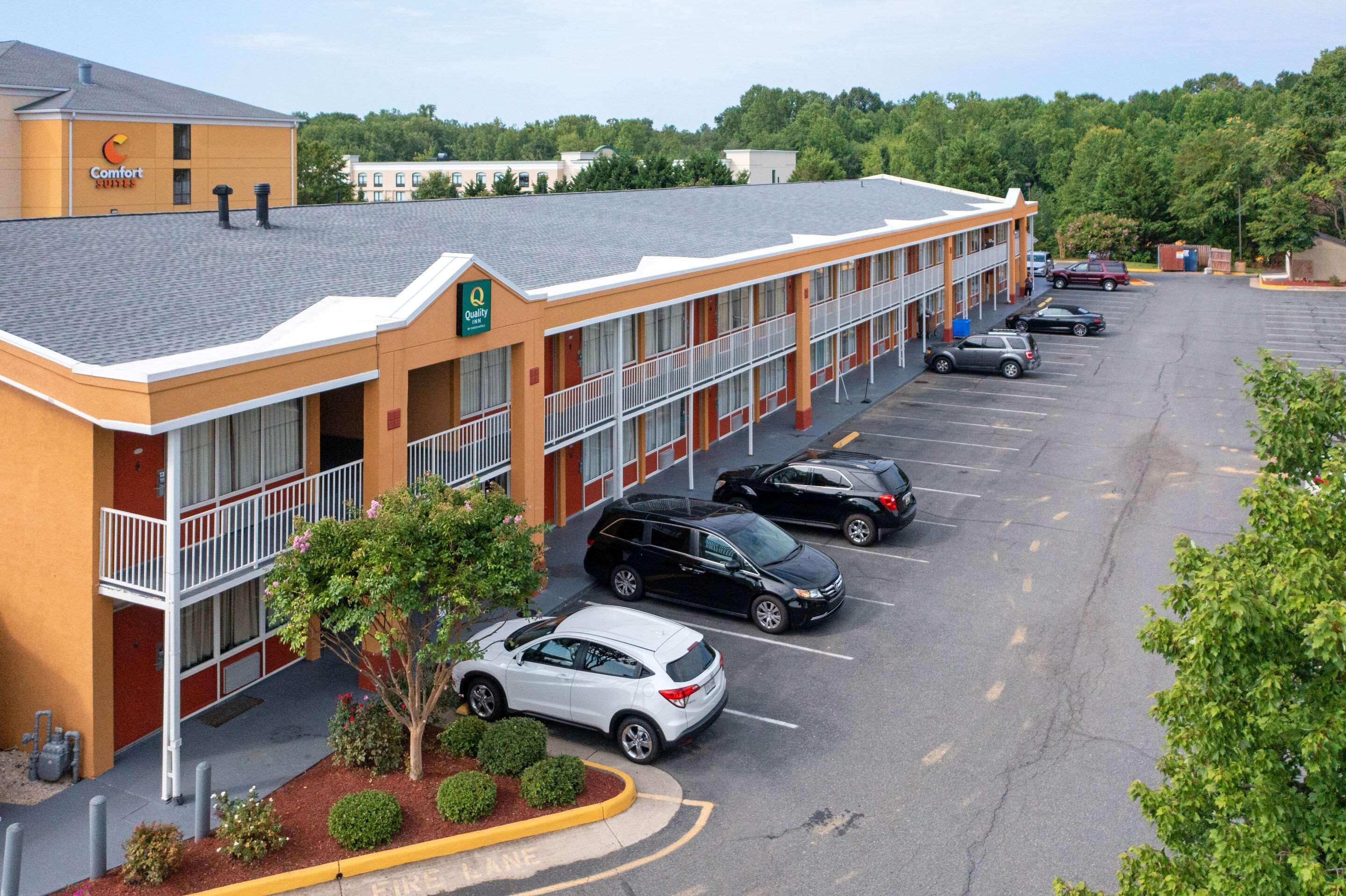 Quality Inn Fredericksburg Near Historic Downtown Buitenkant foto