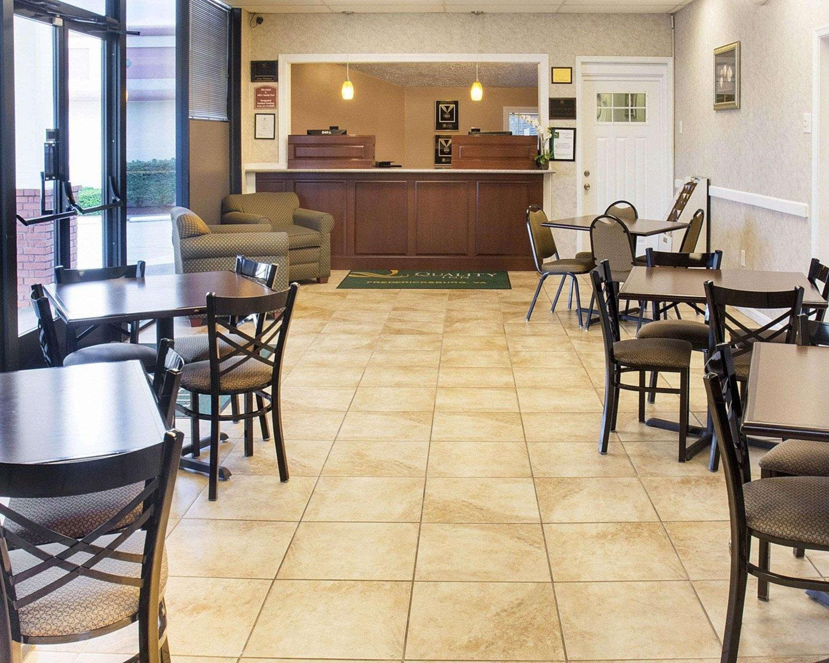 Quality Inn Fredericksburg Near Historic Downtown Buitenkant foto