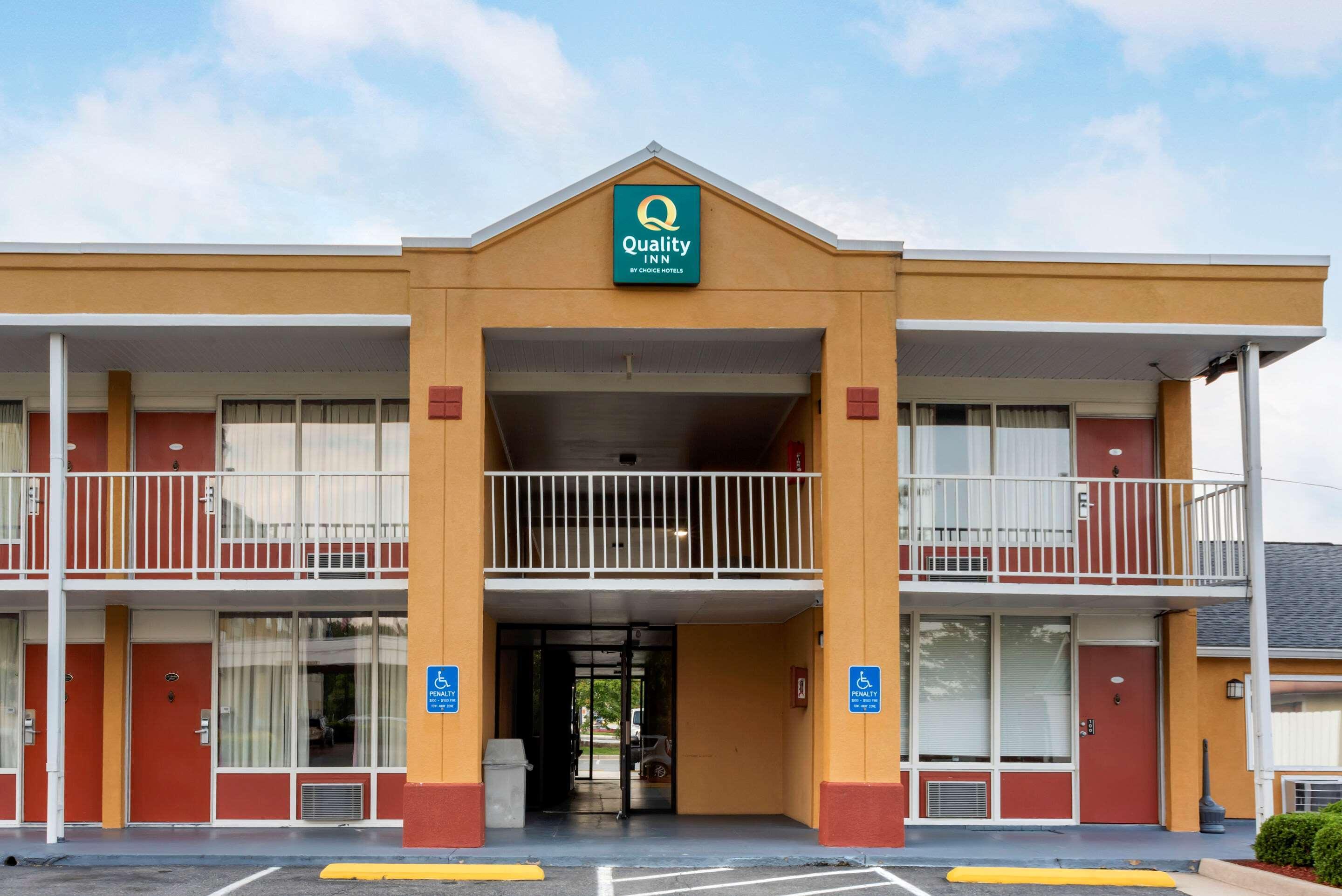 Quality Inn Fredericksburg Near Historic Downtown Buitenkant foto