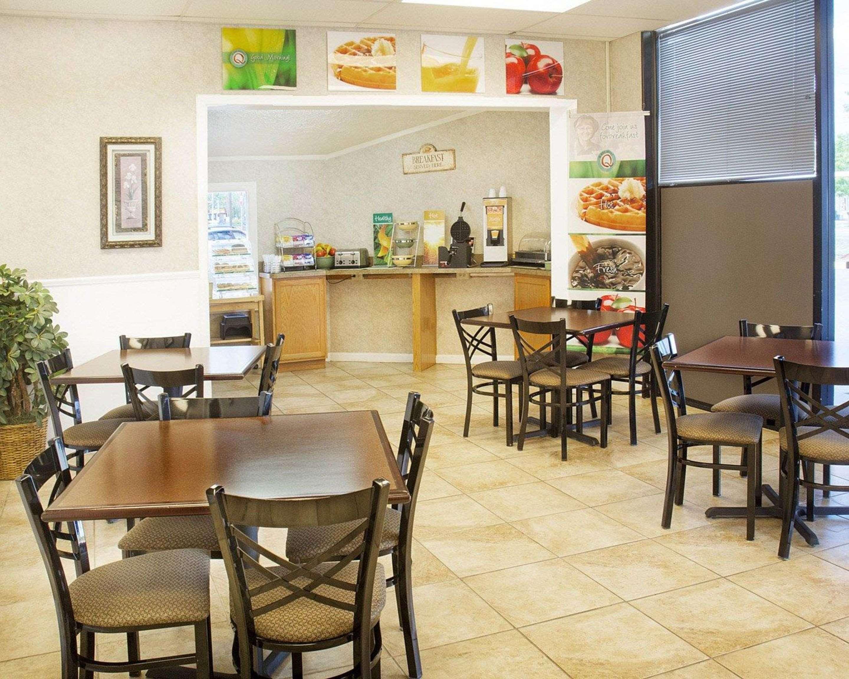 Quality Inn Fredericksburg Near Historic Downtown Buitenkant foto